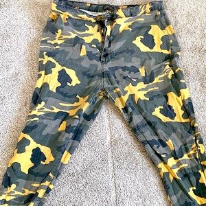 YELLOW ARMY JEANS